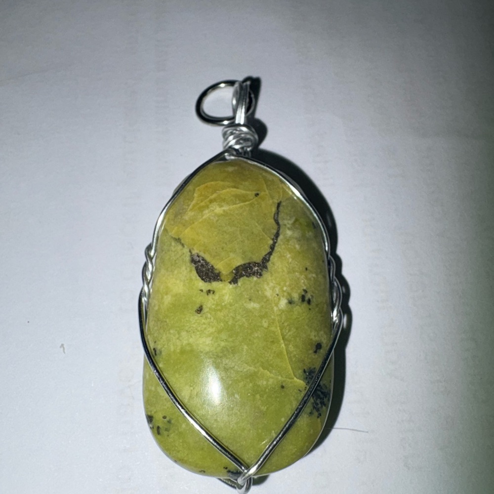 Serpentine Wire-Wrapped Pendant